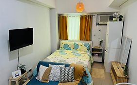 Beacon Makati Condo Free Pool Access Free Wifi 100Mbps & Free Netflix